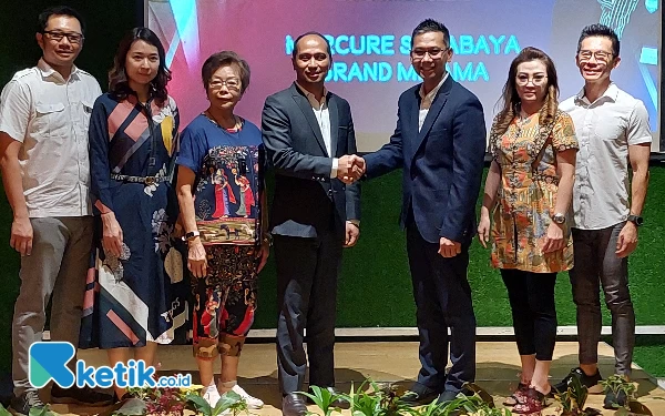 Thumbnail Sugito Adhi Gantikan Andreas Riyadi Sebagai GM Mercure Surabaya Grand Mirama