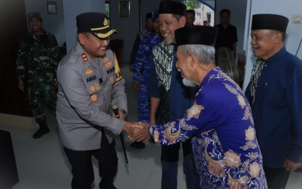 Thumbnail Redakan Ketegangan Jelang Pemilu 2024, Polres Ngawi Lakukan Cooling System