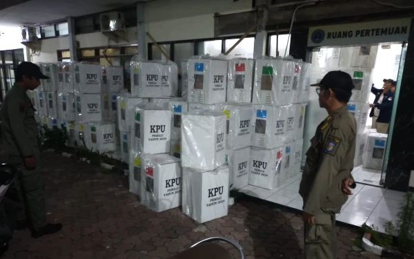 Thumbnail Pendistribusian Logistik Pemilu di Surabaya Sudah 100 Persen