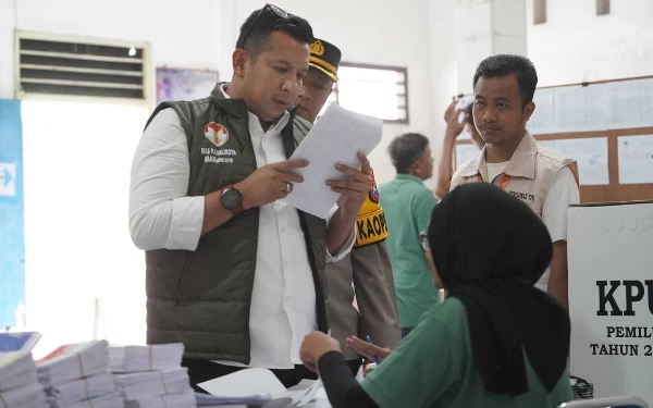 Thumbnail Berita - Pj Wali Kota Mojokerto Imbau Masyarakat Tunggu Hasil Resmi KPU