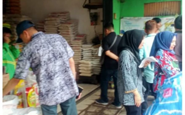 Thumbnail Berita - Pemkot Bandar Lampung Pantau Ketersediaan Bahan Pangan di Pasar Tugu