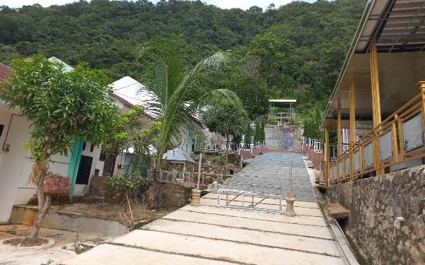 Thumbnail Berita - Puluhan Rumah Terendam Banjir, Dampak Pembangungan Villa di Perbukitan Campang Jaya Bandar Lampung