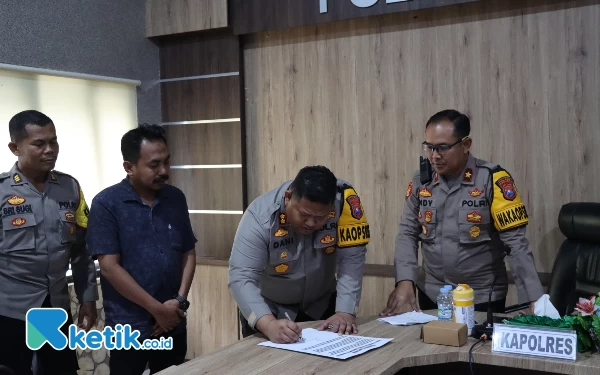 Thumbnail Polres Pamekasan Libatkan Media Jalankan Cooling System Pascapemilu