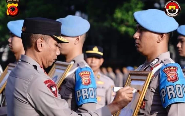 Thumbnail Duh! Terlibat Narkoba hingga Pencurian, Polda Jabar Pecat 28 Oknum Anggota Polri