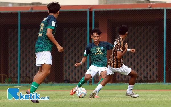 Thumbnail Berita - Menang 3-1 atas Maluku Utara, Tiket PON 2024 Makin Dekati Jatim