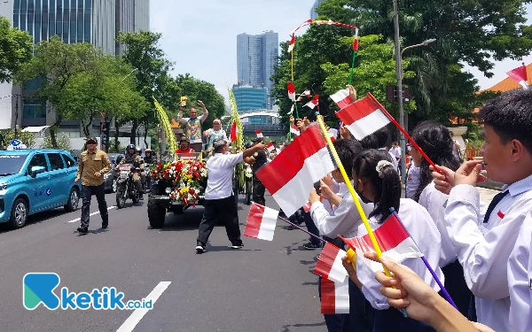 Thumbnail Raih Adipura Kencana, Wali Kota Surabaya: Teman-Teman Kebersihan yang Sangat Luar Biasa