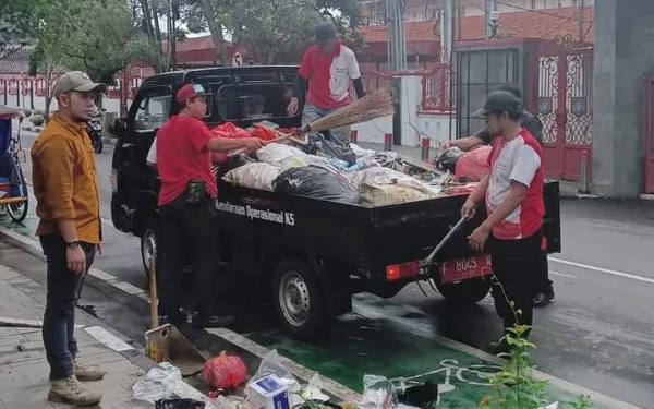 Thumbnail Jaga Kebersihan, Warga Cianjur Diminta Pilah Sampah Sebelum Dibuang