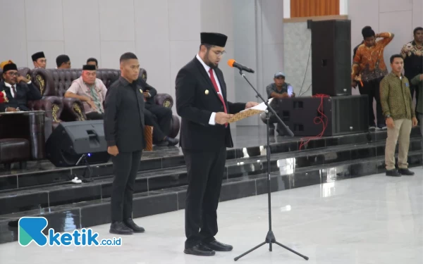 Lantik 143 Pejabat Eselon III dan IV, Bupati Ali Bassam Dorong Perbaikan Kinerja Pemkab Halsel