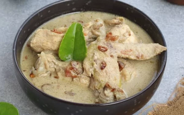 Cara Memasak Opor Ayam Agar Tahan Lama