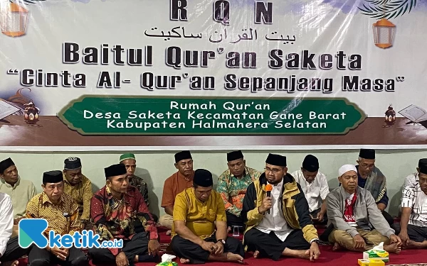 Thumbnail Berita - Ramadan Sehari Bersama Bupati Bassam, Bagi Sembako, Umroh hingga Menjaring 'Asmara' Warga Gane Barat