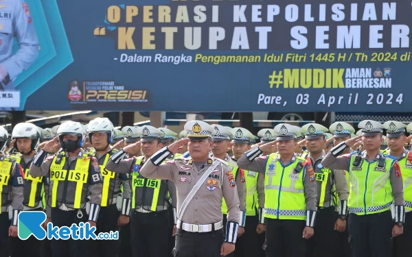 Thumbnail Berita - Pastikan Keamanan Lebaran, Polres Kediri Gelar Apel Operasi Ketupat Semeru 2024