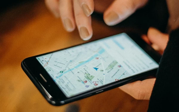 Cara Melacak Lokasi Terkini Melalui Nomor Handphone di Google Maps