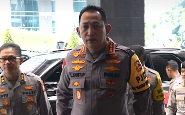 Thumbnail Berita - Kapolri Beri Tanggapan Kasus Bunuh Diri Brigadir RA