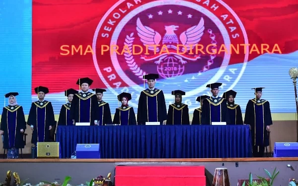 Thumbnail Berita - Ini Daftar 10 SMA Terbaik Menurut LTMPT, SMA Pradita Dirgantara Duduki Posisi Ke-3