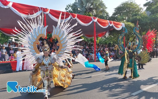 Gelaran Surabaya Vaganza, Wali Kota Eri Ingatkan Warga Sejarah Kota Pahlawan