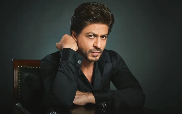 Thumbnail Berita - Shah Rukh Khan Dikabarkan Membaik usai Alami Heat Stroke