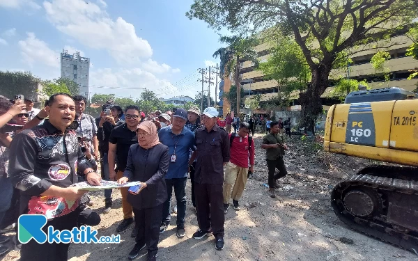 Thumbnail Berita - Wali Kota Eri Ingin Libatkan Anak Muda dalam Pembangunan TRS dan THR