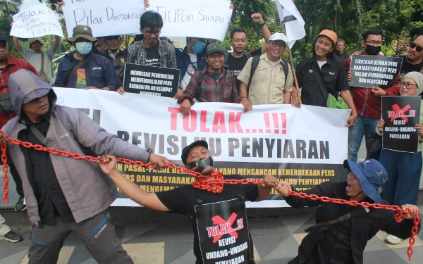 Pembahasan RUU Penyiaran Potensi Ditunda, Menkominfo: Pemerintah Konsisten Dukung Kebebasan Pers