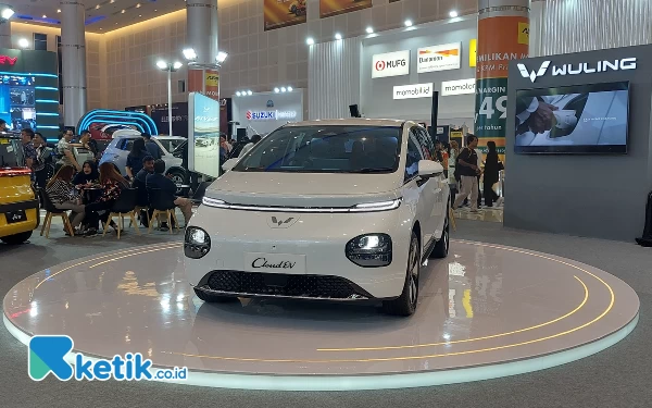 Thumbnail Perkenalkan Cloud EV, Wuling Targetkan 100 Pemesanan Kendaraan