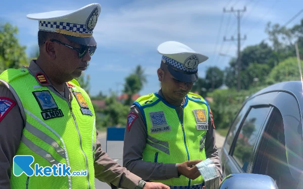 Thumbnail Berita - Tingkatkan Kesadaran Pengendara, Satlantas Polres Abdya Aceh Lakukan Razia Rutin