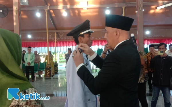 Thumbnail Berita - Pj Bupati Bangkalan Lantik Subaidi sebagai Kades Labeng