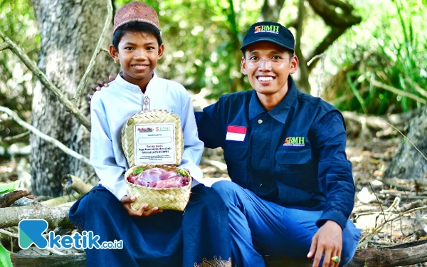 Tahun Keempat BMH Jatim Distribusikan Hewan Qurban ke Pulau Sabunten