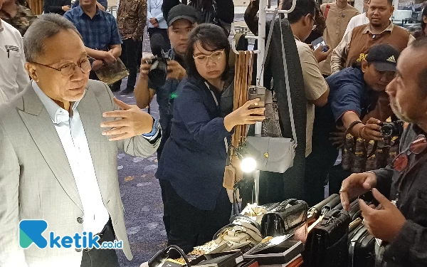 Thumbnail Berita - Minyakita Dipastikan Naik Jadi Rp 15.500 Per Liter