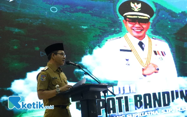 Thumbnail Berita - Bupati Bandung Ajak IPARI Berkolaborasi dengan Disdik dalam Program Guru Ngaji