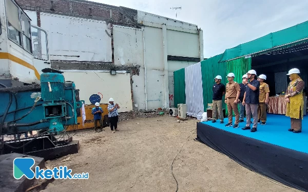 Thumbnail Berita - Kembangkan Layanan Kesehatan Ibu dan Anak, RSIA Kendangsari Groundbreaking Gedung Baru