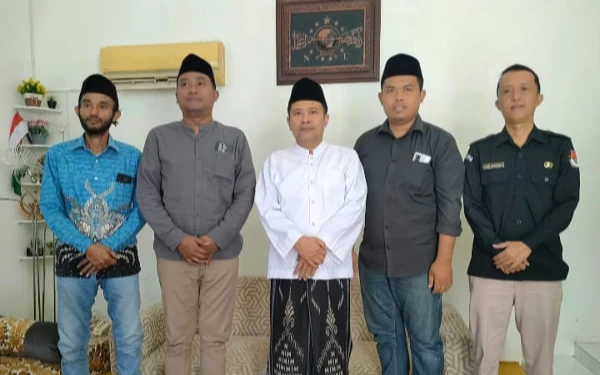 Thumbnail Berita - Sowan ke Ulama, KPU Sampang: DPT Adalah Kunci Keberhasilan