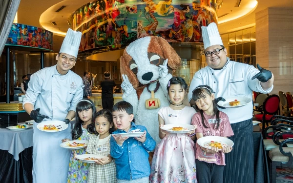 Thumbnail Berita - Sambut Liburan Sekolah, Hotel Ciputra World Surabaya Ajak Anak Bermain Bersama Bernie