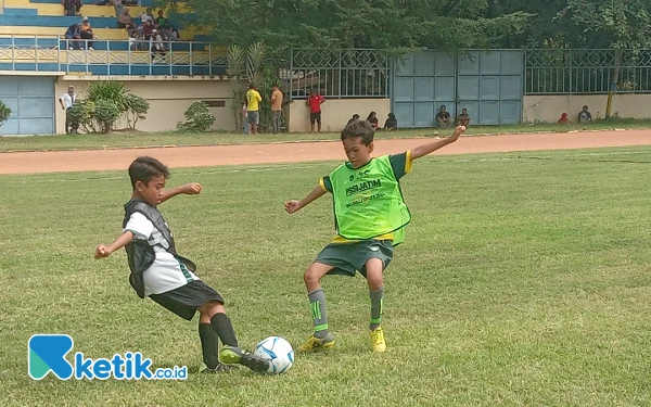 Thumbnail Berita - Di Madiun Asprov PSSI Jawa Timur Ingatkan Pentingnya Kompetisi Grassroot Usia Dini