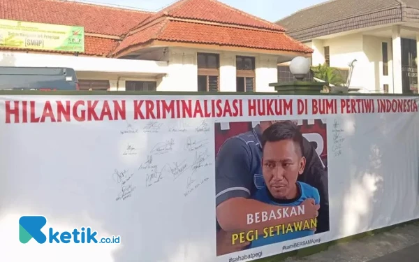 Thumbnail Berita - Pegi Setiawan Divonis Bebas dalam Sidang Praperadilan di PN Bandung