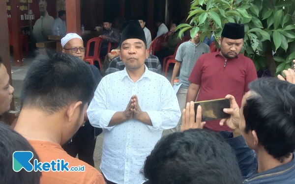 Thumbnail Rumahnya Digeledah KPK, Mahfud Pamit Mundur dari Kontestasi Pilkada Bangkalan dan Anggota DPRD Jatim