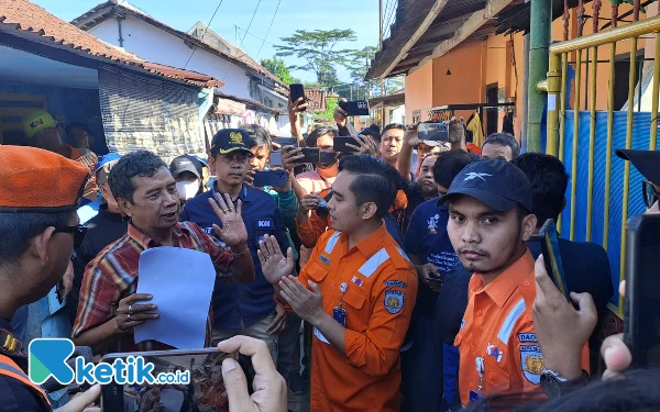 Thumbnail Berita - KAI Daop 9 Jember Tertibkan Warga yang Tak Mau Bayar Sewa Rumah Dinas