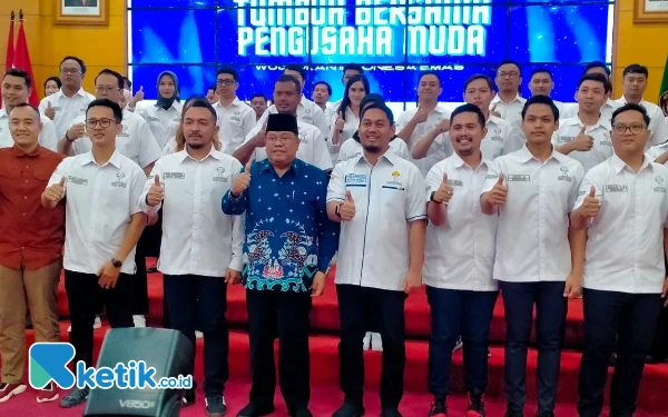 Thumbnail Berita - BPC Hipmi Kota Blitar Dilantik, Siap Dorong Perekonomian Masyarakat Menuju Indonesia Emas