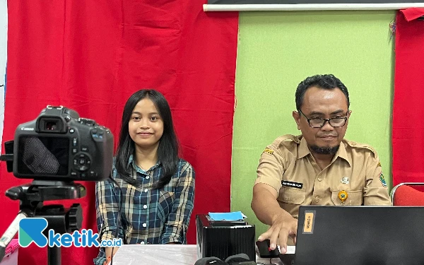 Thumbnail Berita - Jelang Pilkada, 220 Siswa SMAN 8 Kota Malang Lakukan Perekaman e-KTP