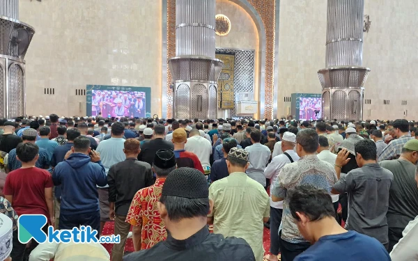 Thumbnail Berita - Ribuan Jemaah Hadiri Salat Gaib di Masjid Istiqlal untuk Ismail Haniyeh