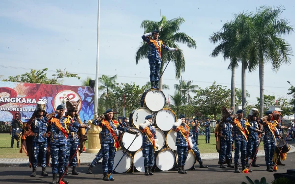 Marching Band Gita Taruna Angkasa SMAN 3 Madiun Go Internasional