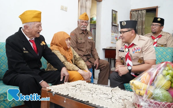 Thumbnail Berita - Pj Wali Kota Batu Melihat Lebih Dekat Kehidupan Veteran Jelang HUT Kemerdekaan