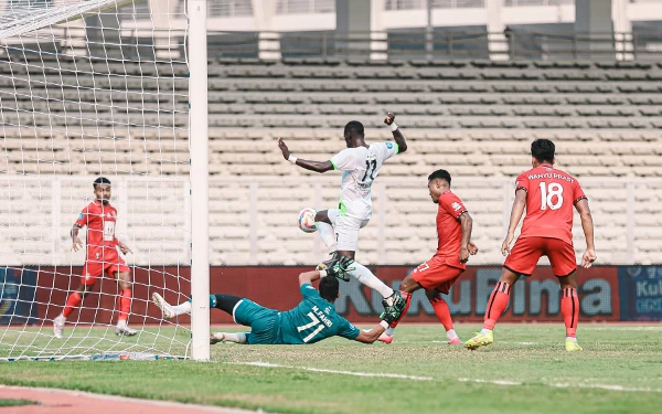 Thumbnail Persebaya Ditahan Imbang Tim Promosi 0-0, Munster Memilih Fokus Pertandingan Selanjutnya