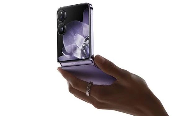 Thumbnail Berita - Xiaomi Mix Flip Versi Global Segera Diluncurkan, Hadir dengan  Layar AMOLED 120Hz