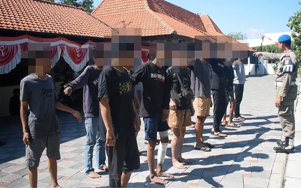 Thumbnail Berita - Berencana Tawuran, Satpol PP Surabaya Amankan 14 Remaja