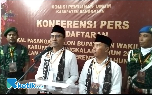 Thumbnail Berita - Mathur-Jayus Resmi Mendaftar Ke KPU Bangkalan, Tepis Isu Calon Bayangan