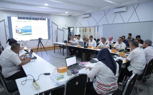 Thumbnail Berita - Rapat Evaluasi RPJPD Kabupaten Asahan 2025 - 2045 di Bappelitbang Sumut, Ini yang Dibahas