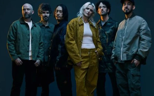 Thumbnail Gantikan Chester Bennington, Linkin Park Umumkan Emily Amstrong Sebagai Vokalis Baru