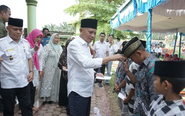 Thumbnail Berita - Pengajian Akbar Attahadul Amam, Bupati Asahan: Ayo Tingkatkan Ketaqwaan Kita