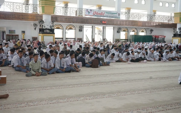 Pemkab Asahan Gelar Peringatan Maulid Nabi Muhammad SAW 1446 H, Ratusan Murid Hadir Mengikuti