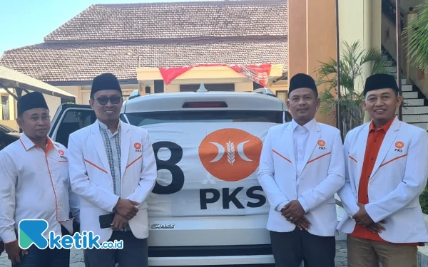 Thumbnail Ketua BP3 PKS Sampang Instruksikan Kader Door to Door Menangkan Jimad Sakteh di Pilkada 2024