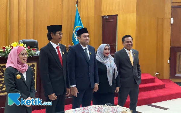 Pimpinan Definitif DPRD Surabaya Resmi Ditetapkan, Ini Daftarnya